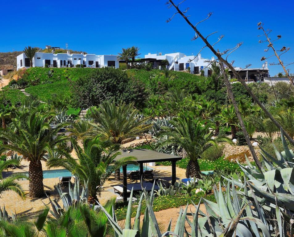 Hotel La Almendra y El Gitano Agua Amarga  Exterior foto