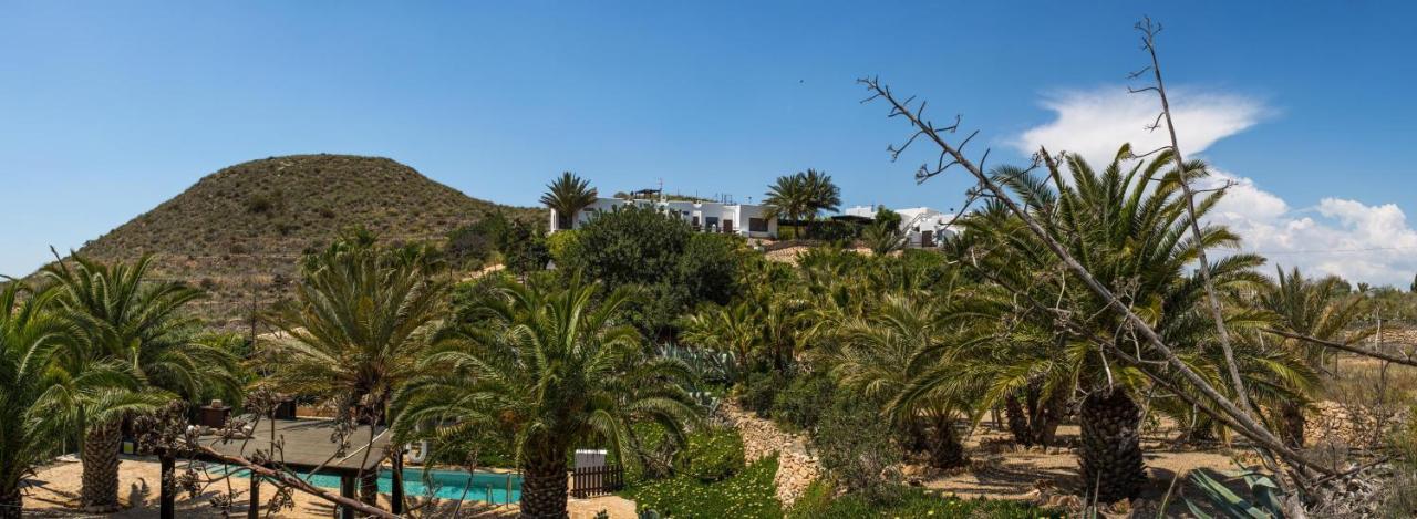 Hotel La Almendra y El Gitano Agua Amarga  Exterior foto